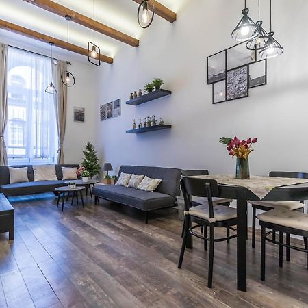 Katarina Apartment Blaha Square بودابست المظهر الخارجي الصورة