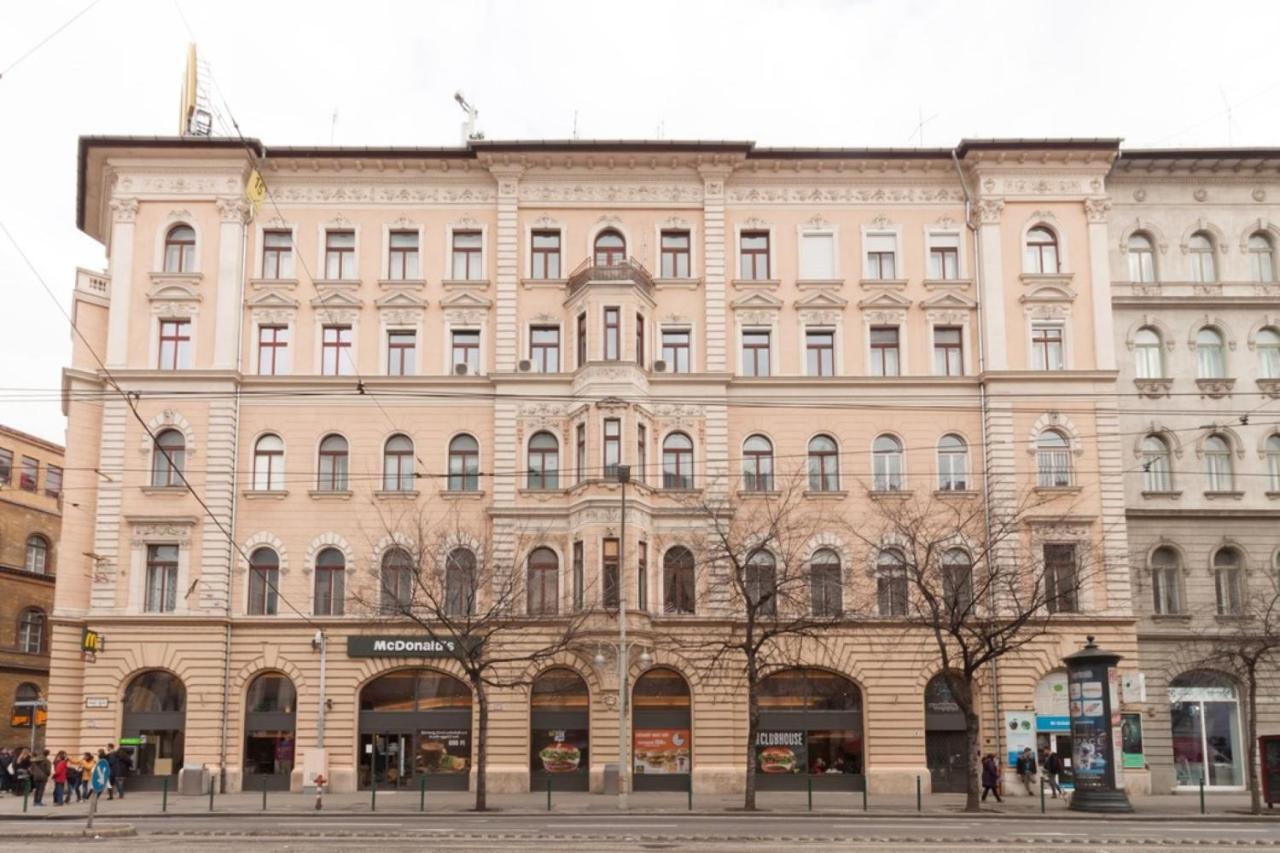 Katarina Apartment Blaha Square بودابست المظهر الخارجي الصورة