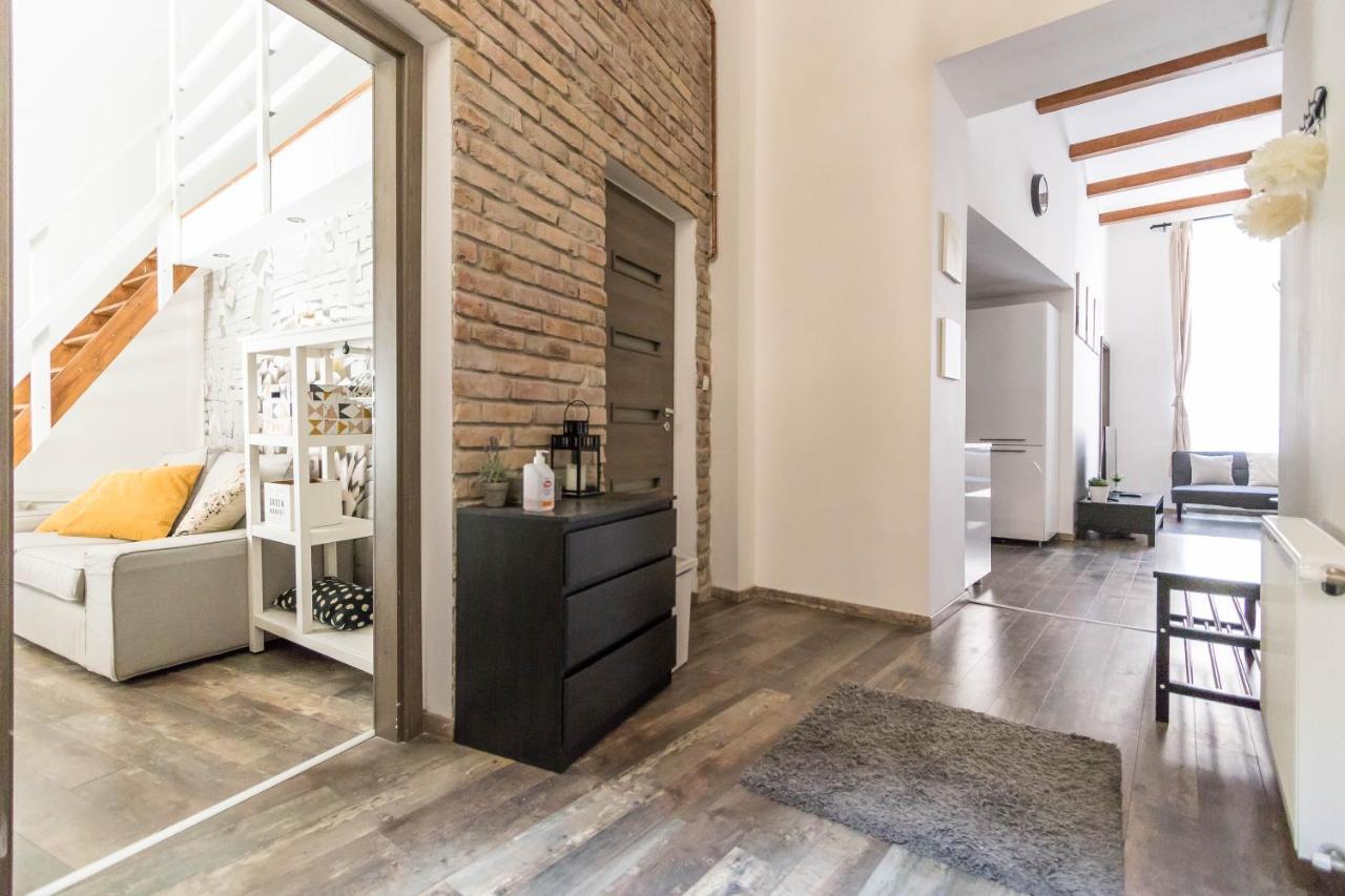 Katarina Apartment Blaha Square بودابست المظهر الخارجي الصورة